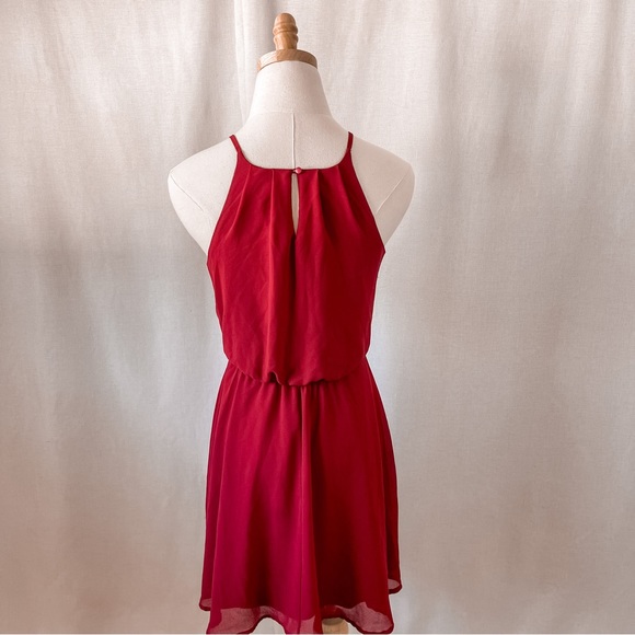 Alya — Red Sun Dress - Picture 2 of 3